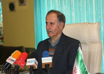 استفاده از مشاور نخبه در کمیسیون ها با رای مردمی الزامی است