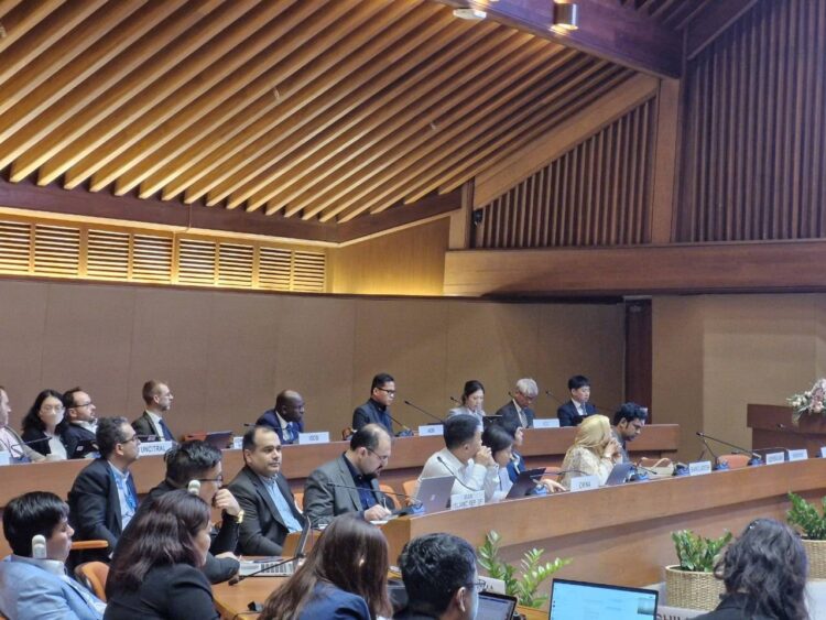 همکاری های بین المللی برای توسعه تجارت بدون کاغذ و بهبود فرآیندهای تجاری