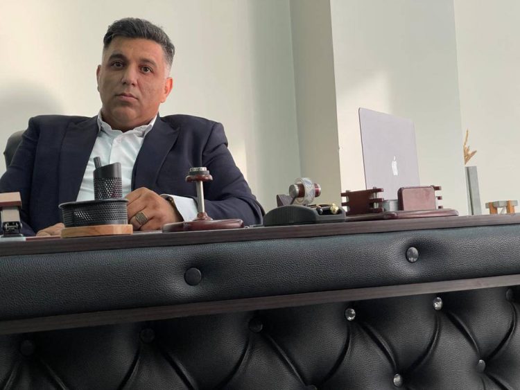 نحو معرفی محصولات خود در کشور روسیه